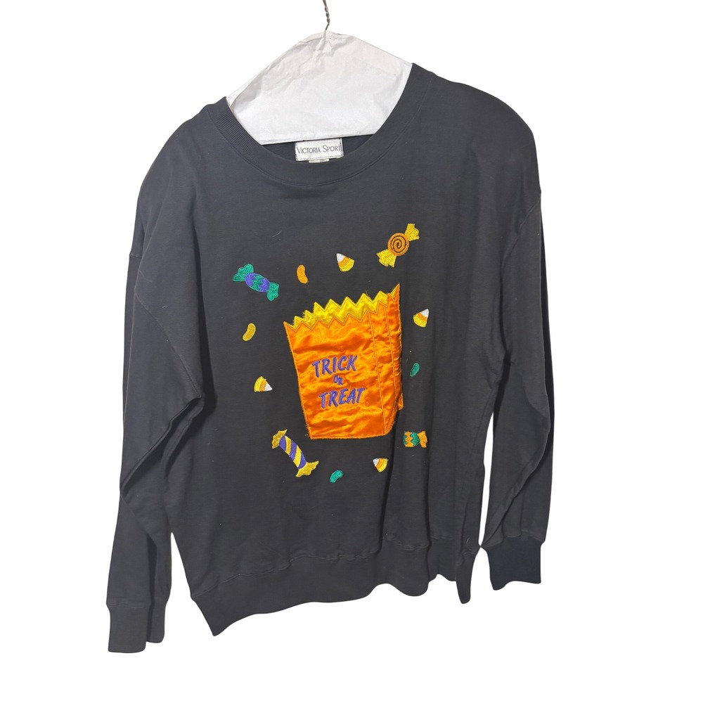 Victoria Sport Vintage Halloween Trick or Treat Embroidered Sweatshirt Black L
